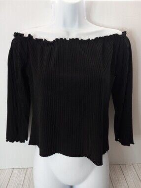 Love Ari Y2K Ribbed Off-Shoulder 3/4 Sleeve Black Baby Tee Top